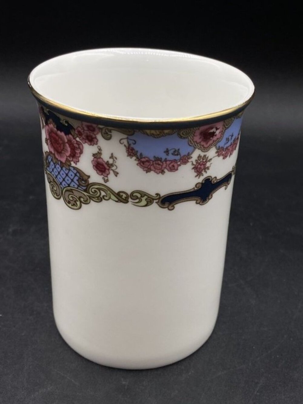 Royal Doulton Fairmont Empress Hotel Mug Cup Bone China Crown Logo - Picture 3 of 9